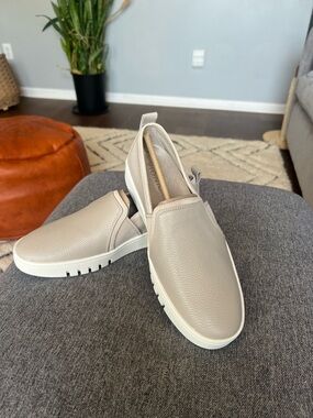 Vionic Cambria slip on